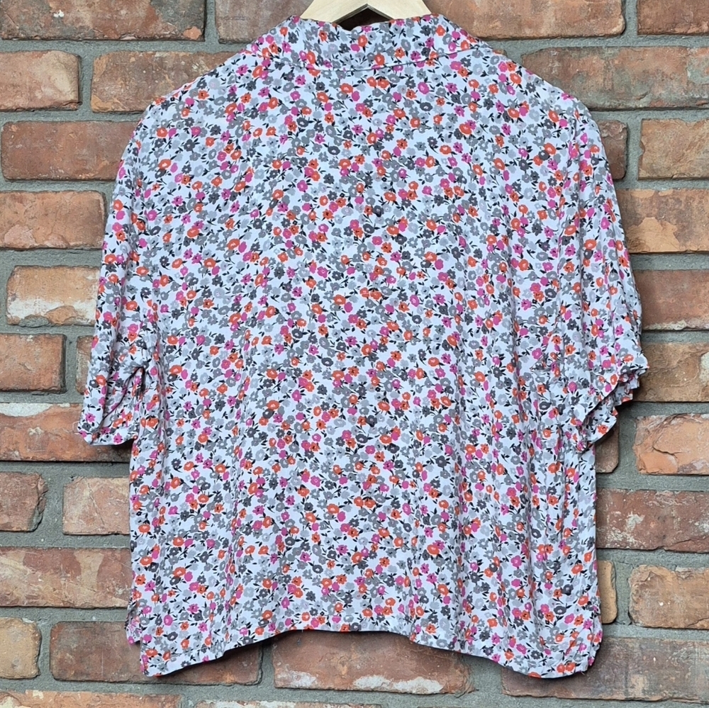 DKNY Floral Button Shirt XL Lightweight Rayon Blouse Soft Drapey Spring Summer - Picture 6 of 7